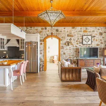 Exceptional Farmhouse In Bodrum Guerece *